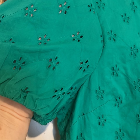 J Crew Factory Eyelet button-front shirt Size L - Picture 3 of 5